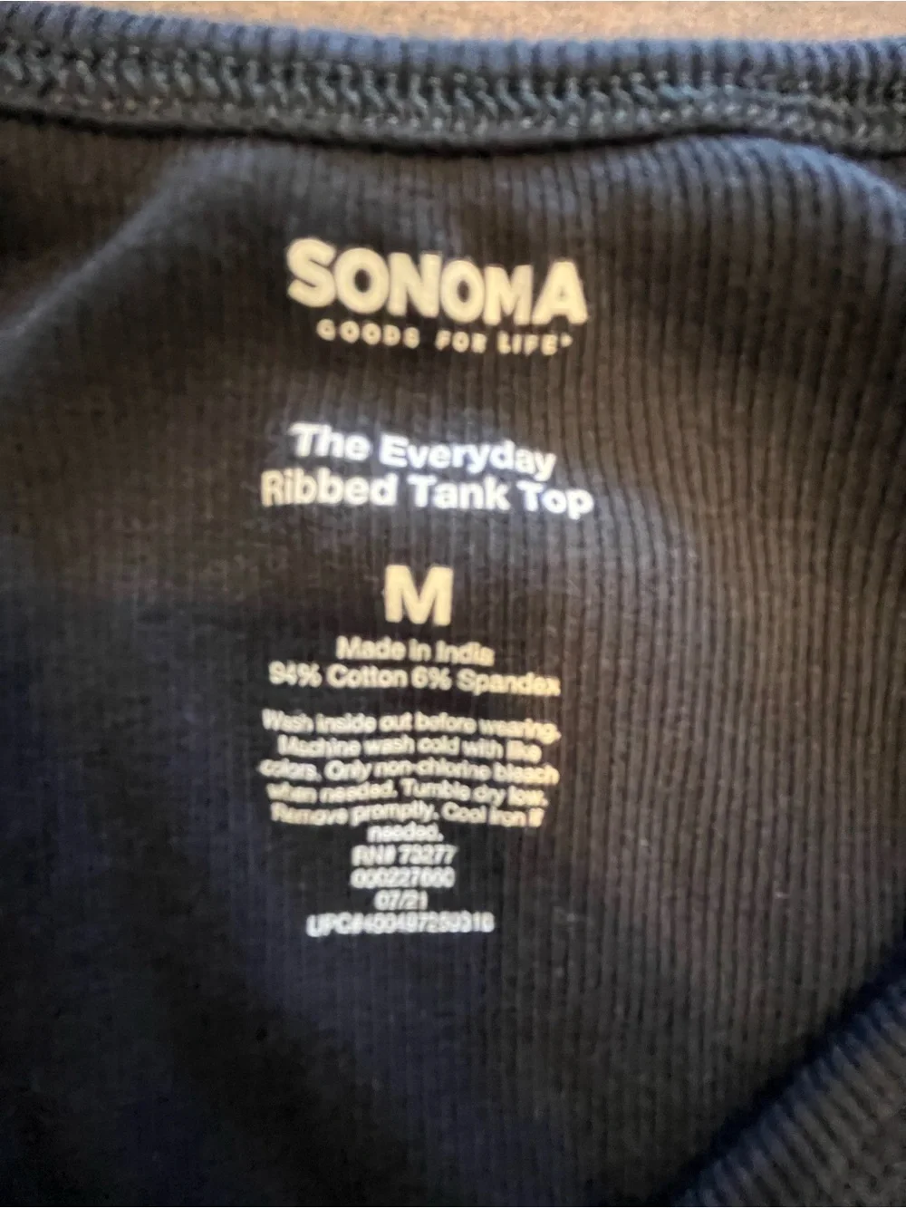 Sonoma Everyday V- Neck Ribbed Tank Top
Size Medium - Picture 5 of 5